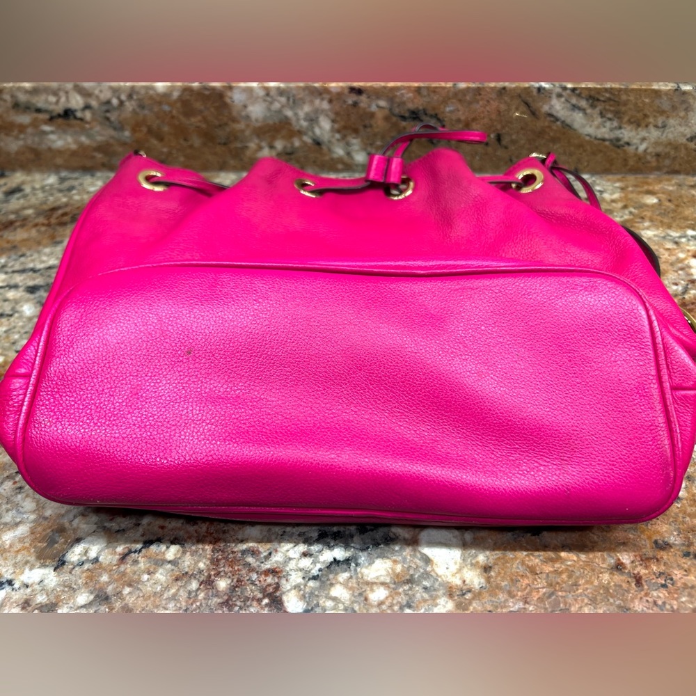 Michael Kors Pink Leather Shoulder Bag - Picture 8 of 13